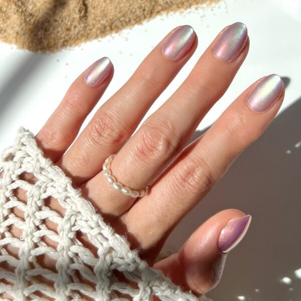 Press On Nails - Oyster Fake Nails | Short Oval Cat Eye Fake Nails with a Velvet Pearlescent Finish, Salon Quality Summer Nails | 15 Sizes - 30 Nail Kit with Glue