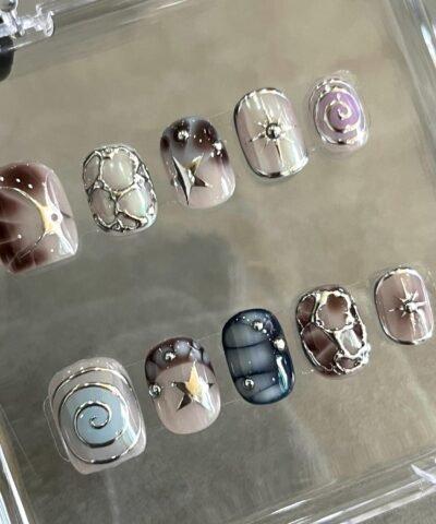 24Pcs Y2K Sweet Press on Nails Short Square Fake Nails Silver Irregular Designs French Nails Tip Stick on Nails Full Cover Artificial Glue on Nails Rhinestones Nail for Women DIY Punk Manicure